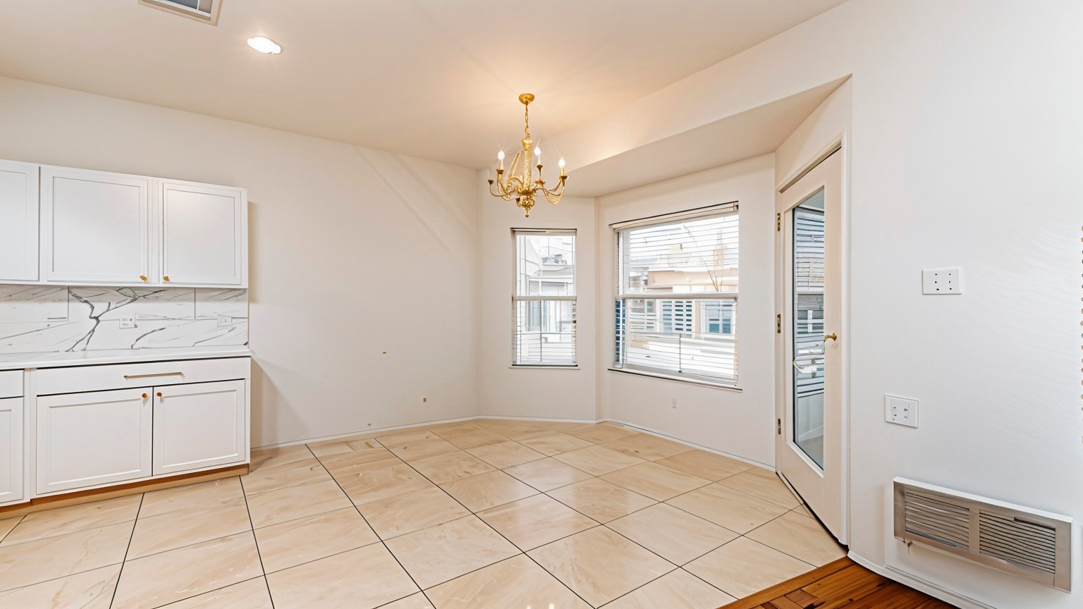Dining Area before virtual staging